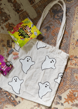Make Your Own Trick-or-Treat Bag! (GRADES K - 2)